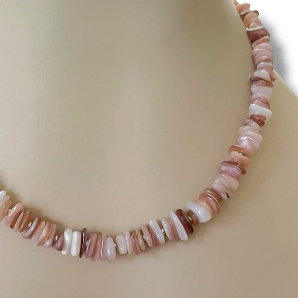 Peyote Bird Necklace Mother of Pearl Agate Gemstone Chip Beaded Sterling Silver - Picture 5 of 16